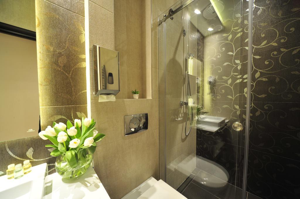 Nv Luxury Suites & Spa Belgrado Esterno foto