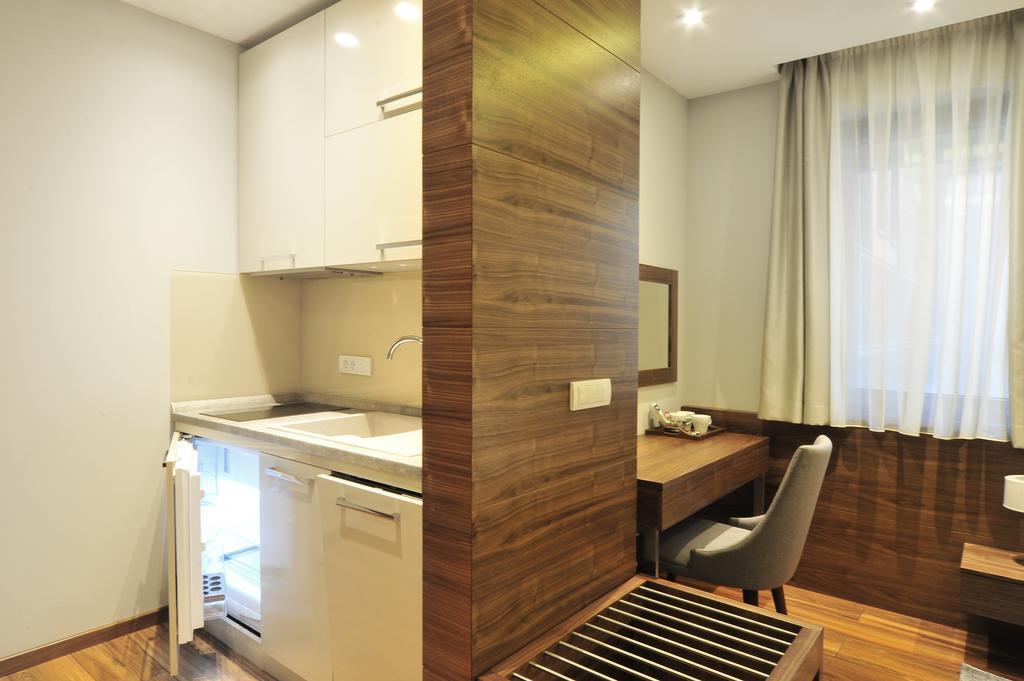 Nv Luxury Suites & Spa Belgrado Esterno foto