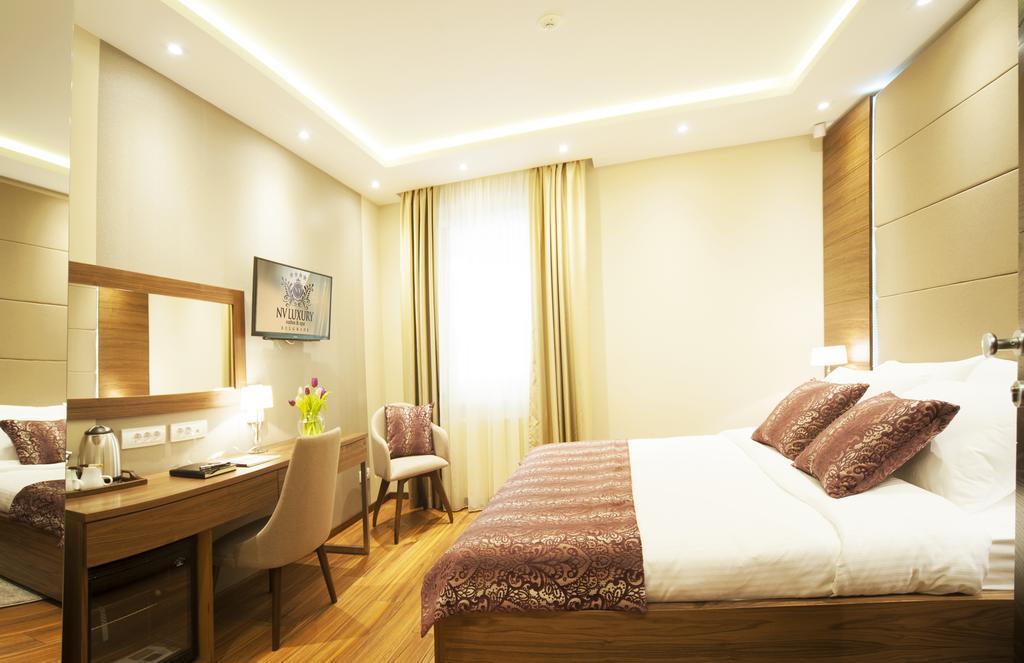 Nv Luxury Suites & Spa Belgrado Esterno foto