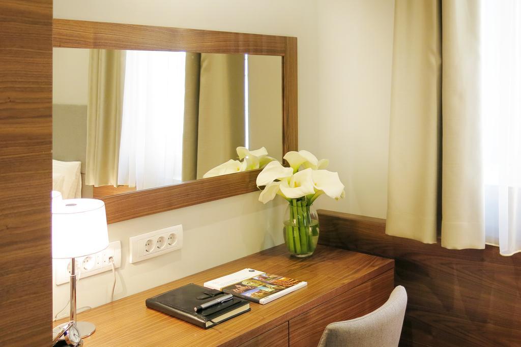 Nv Luxury Suites & Spa Belgrado Esterno foto