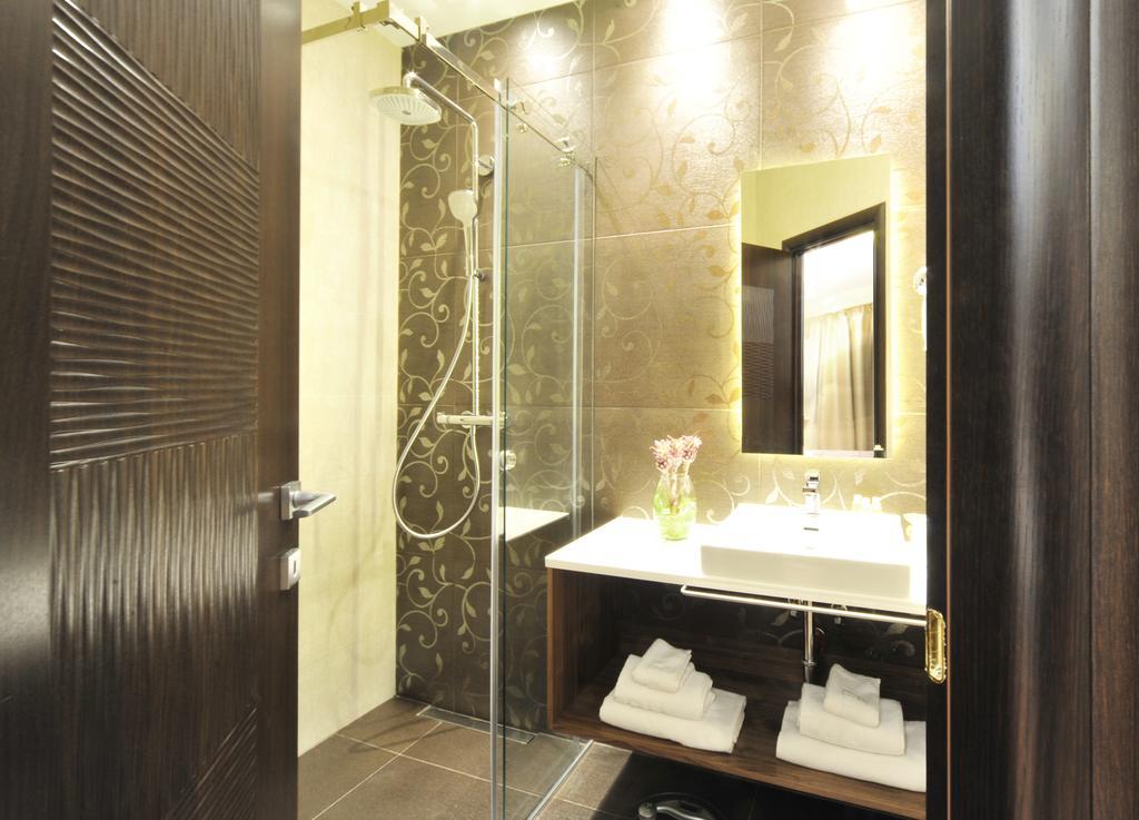 Nv Luxury Suites & Spa Belgrado Esterno foto