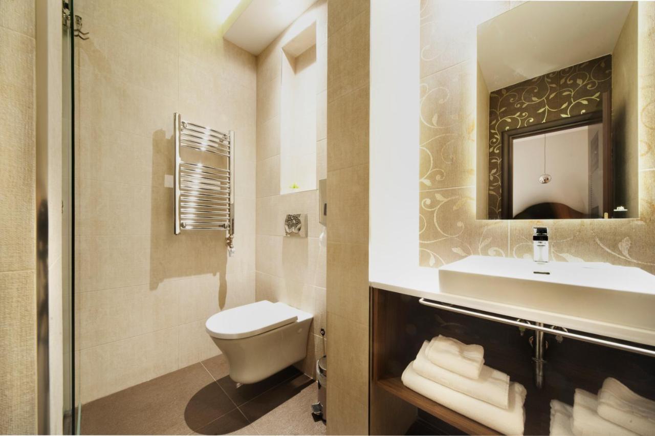 Nv Luxury Suites & Spa Belgrado Esterno foto