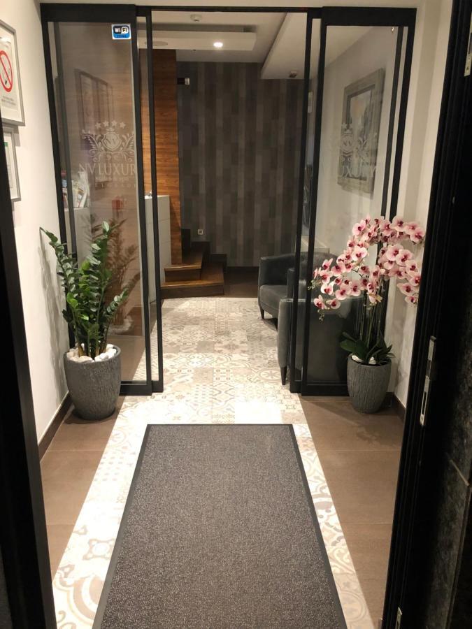 Nv Luxury Suites & Spa Belgrado Esterno foto